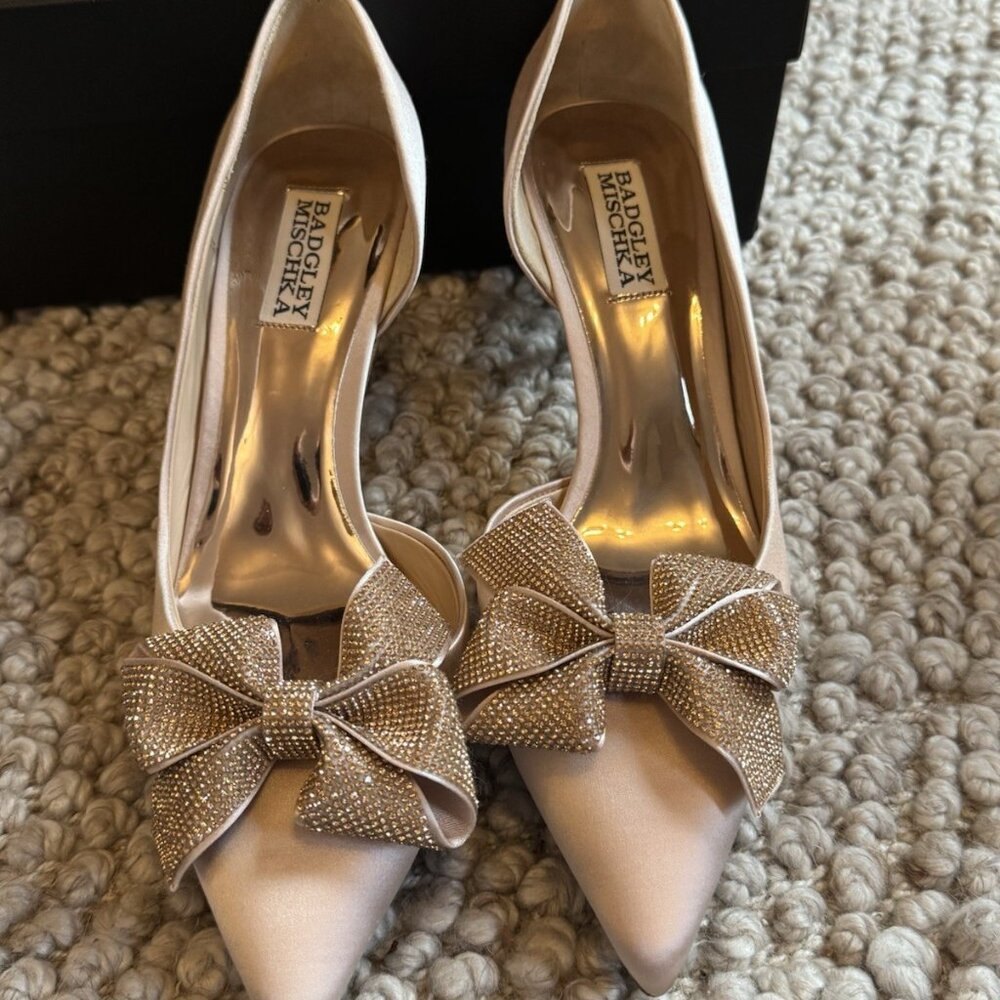 Badgley Mischka Meilani Blush Pink Satin Kitten Heel Crystal Bows